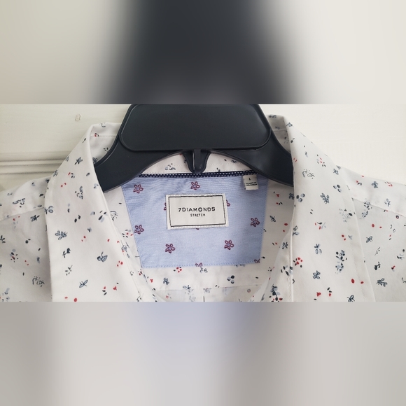 7 Diamonds White Print Stretch Button Down Size L - Picture 3 of 6